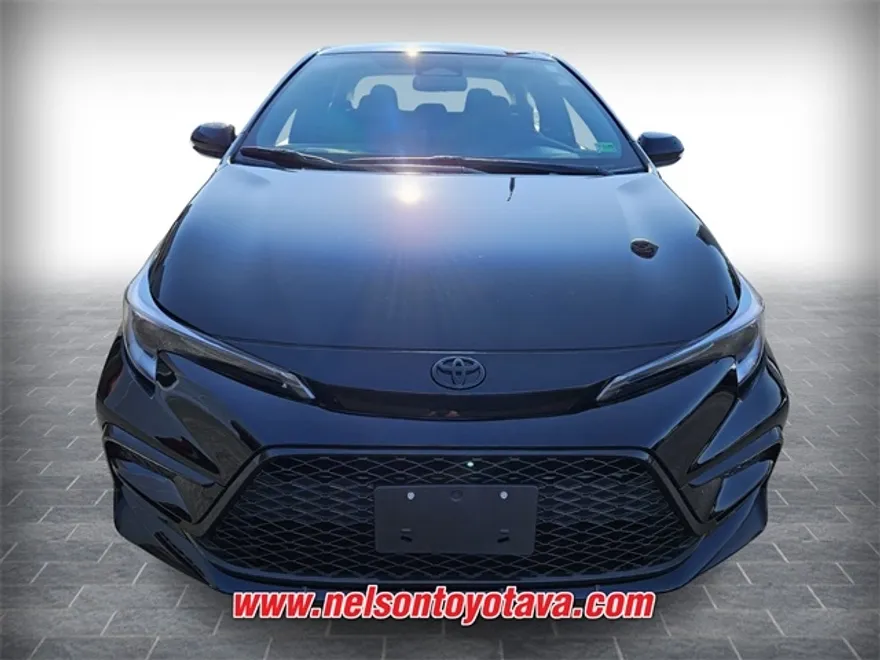 2025 Toyota Corolla SE photo 1