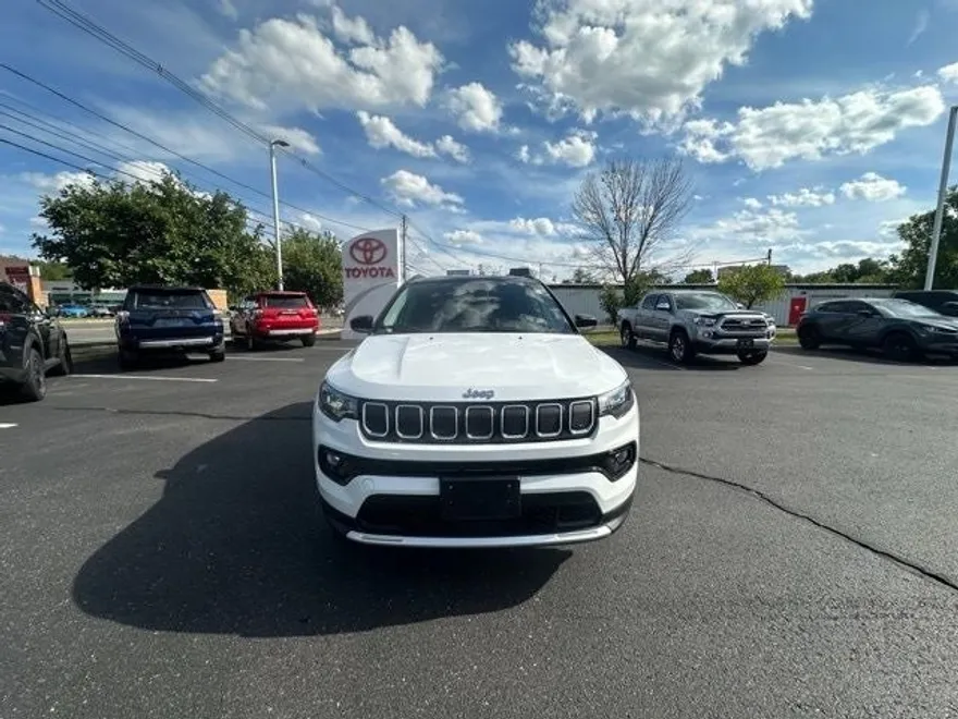 2022 Jeep Compass Limited photo 1
