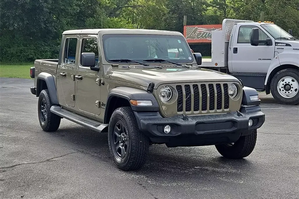 2020 Jeep Gladiator Sport photo 1