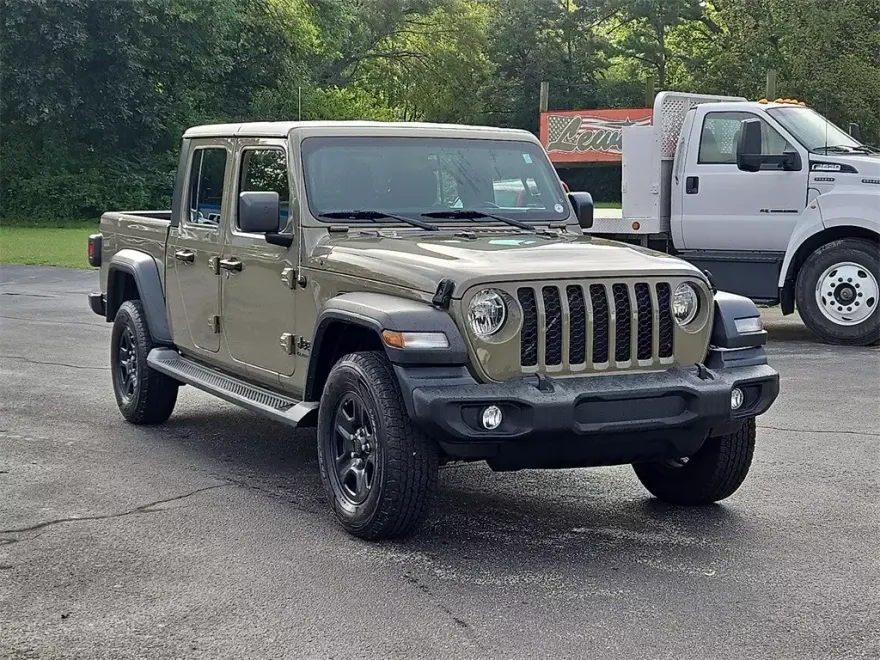 2020 Jeep Gladiator Sport photo 1