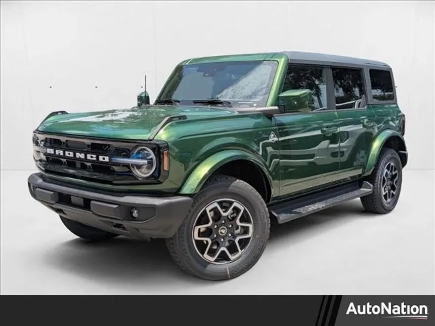 2025 Ford Bronco Outer Banks photo 1
