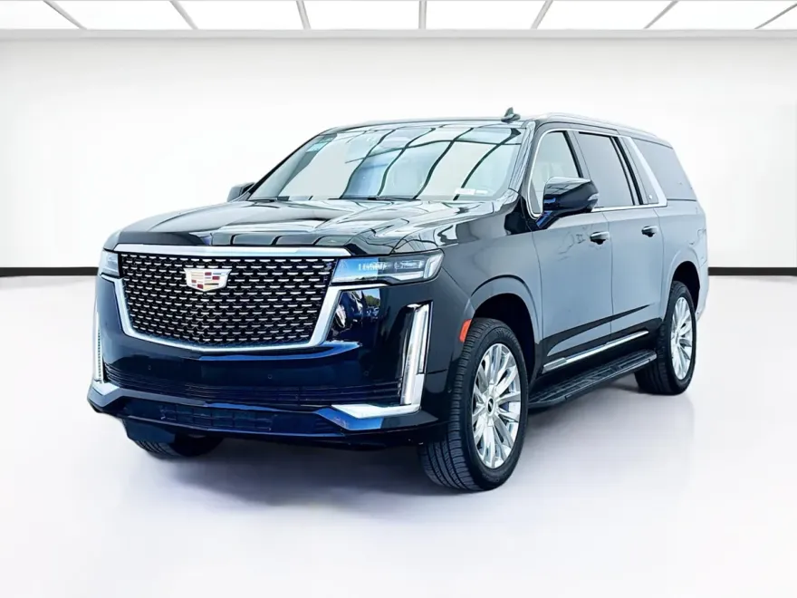 2023 Cadillac Escalade ESV Premium Luxury photo 1