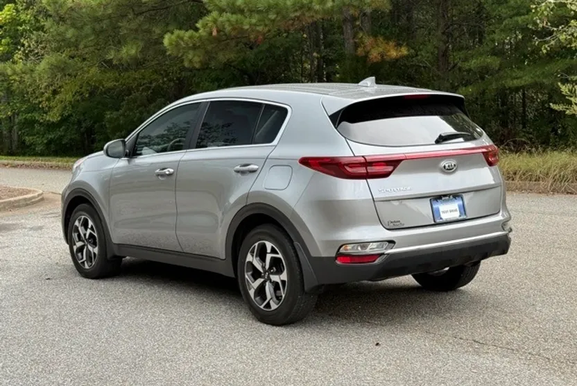 2021 Kia Sportage LX photo 1