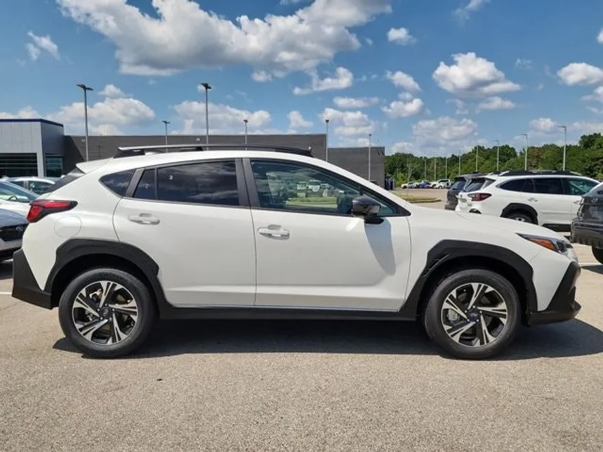 2025 Subaru Crosstrek Premium photo 1