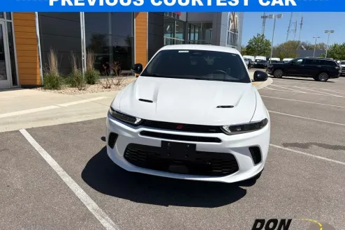 2025 Dodge Hornet GT photo 2