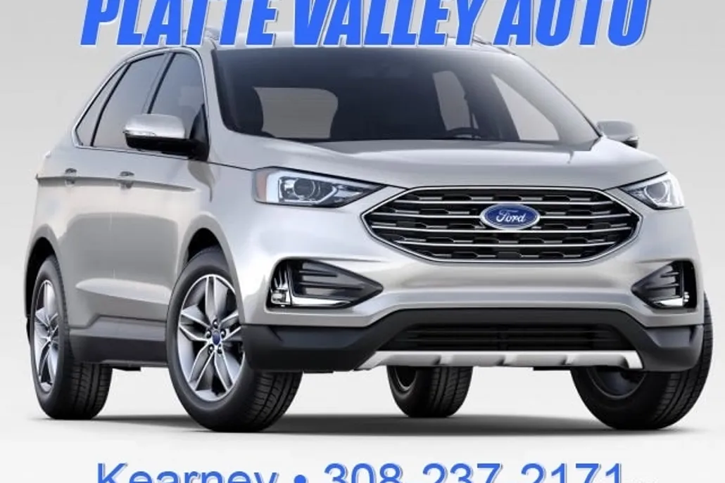 2022 Ford Edge SEL photo 1