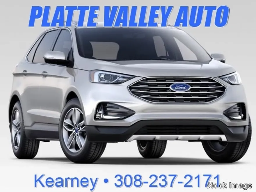 2022 Ford Edge SEL photo 1
