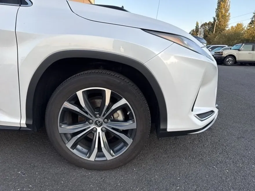 2022 Lexus RX 450h photo 1