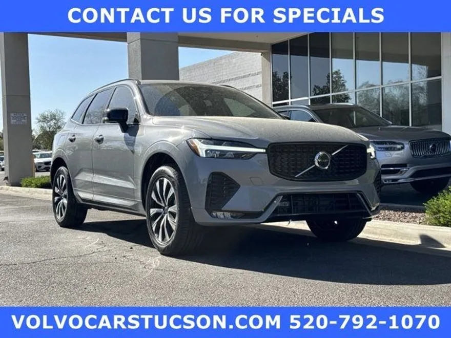 2025 Volvo XC60 B5 Core photo 1