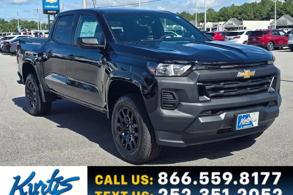 2026 Chevrolet Colorado Work Truck photo 1
