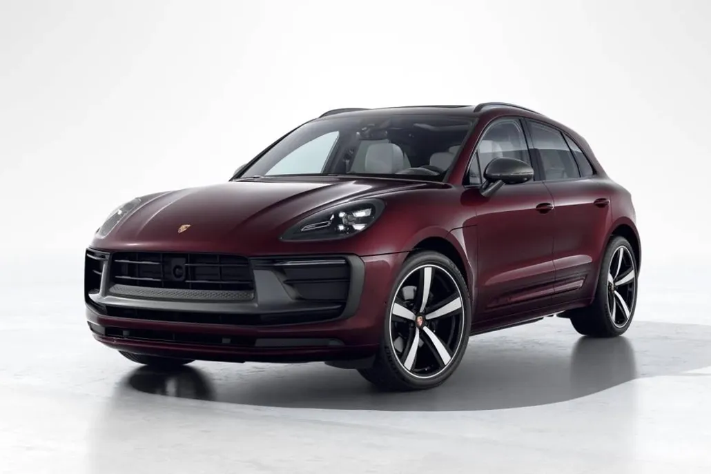 2026 Porsche Macan T photo 1
