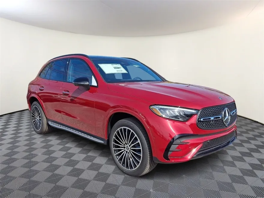 2026 Mercedes Benz GLC 300 4MATIC photo 1