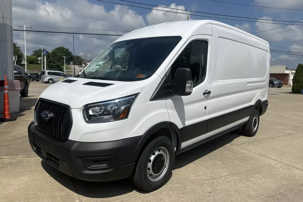 2025 Ford Transit Cargo Van photo 1