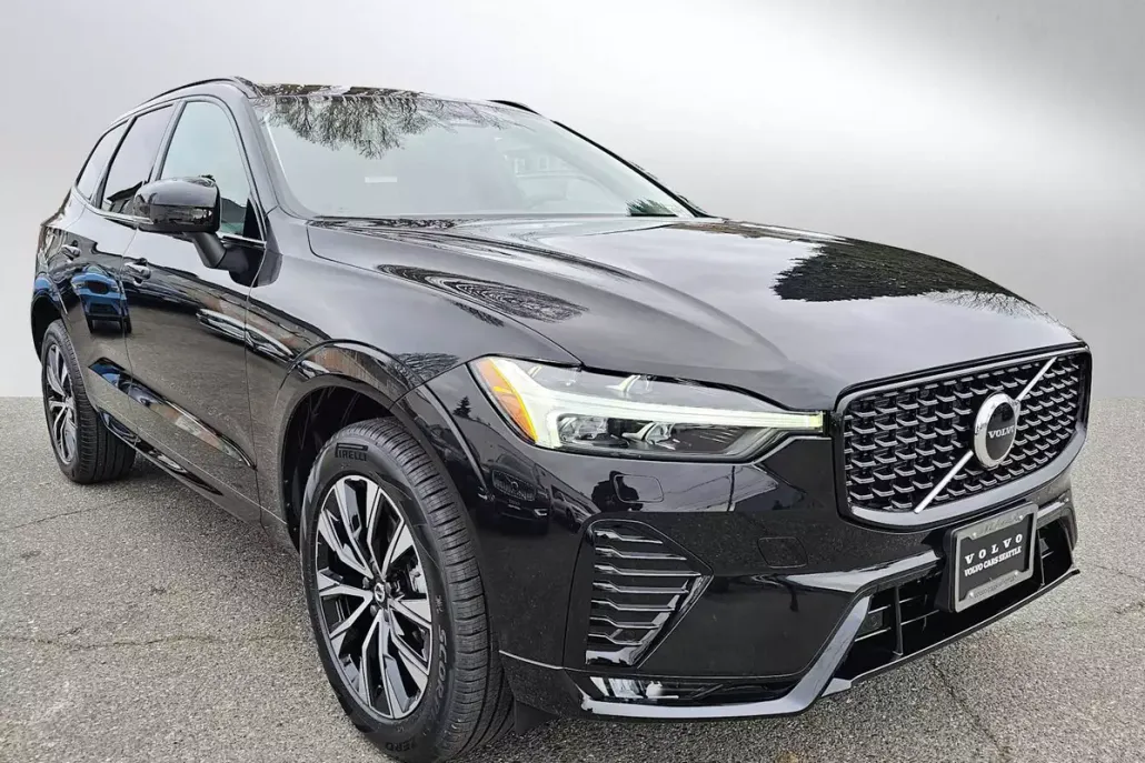2025 Volvo XC60 B5 Core photo 1