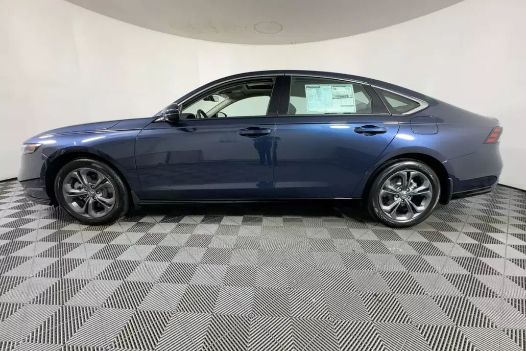 2025 Honda Accord Hybrid EX-L photo 1