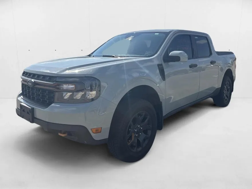 2023 Ford Maverick XLT photo 1
