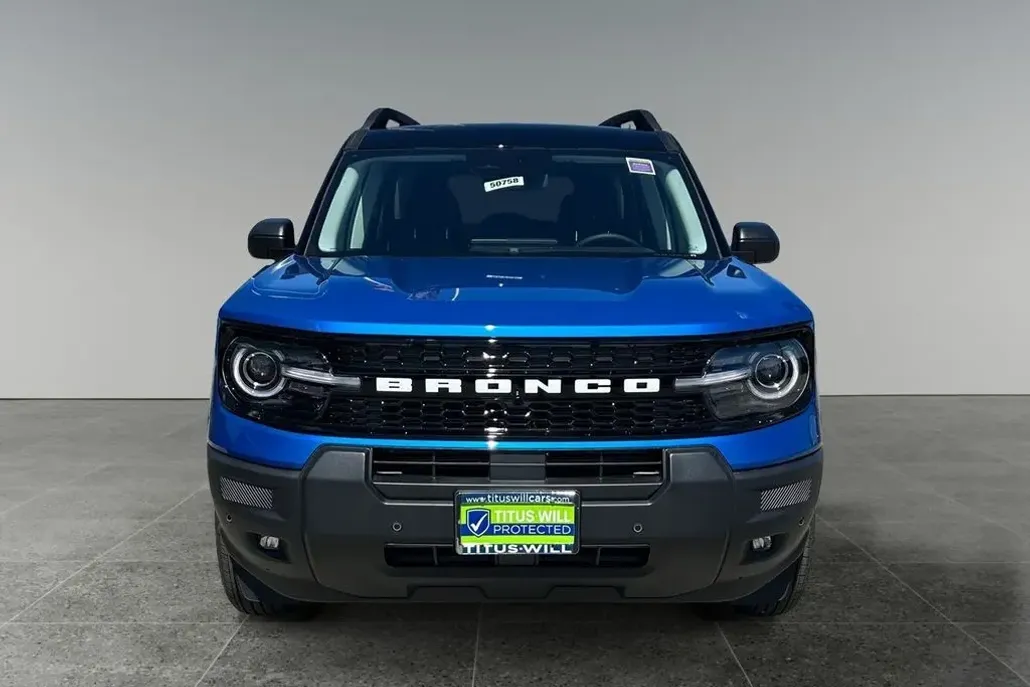 2025 Ford Bronco Sport Outer Banks photo 1