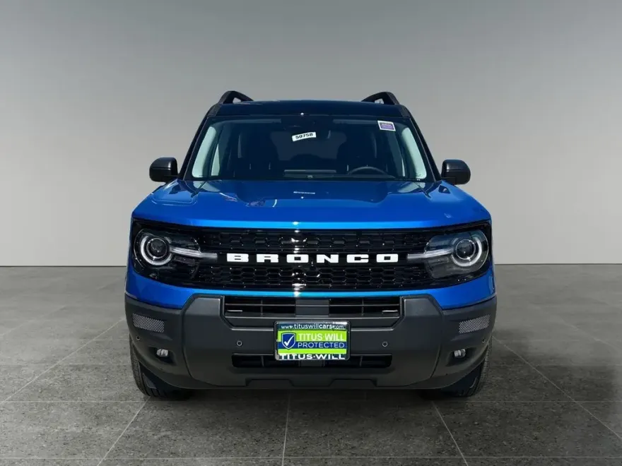 2025 Ford Bronco Sport Outer Banks photo 1