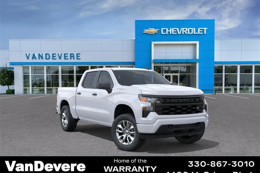 2025 Chevrolet Silverado 1500 Custom photo 1
