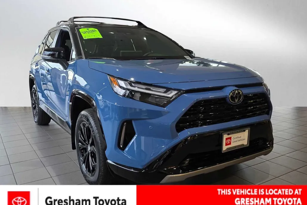 2025 Toyota RAV4 Hybrid XSE photo 1