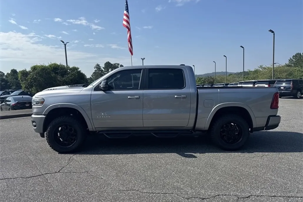 2025 Ram 1500 Laramie photo 1