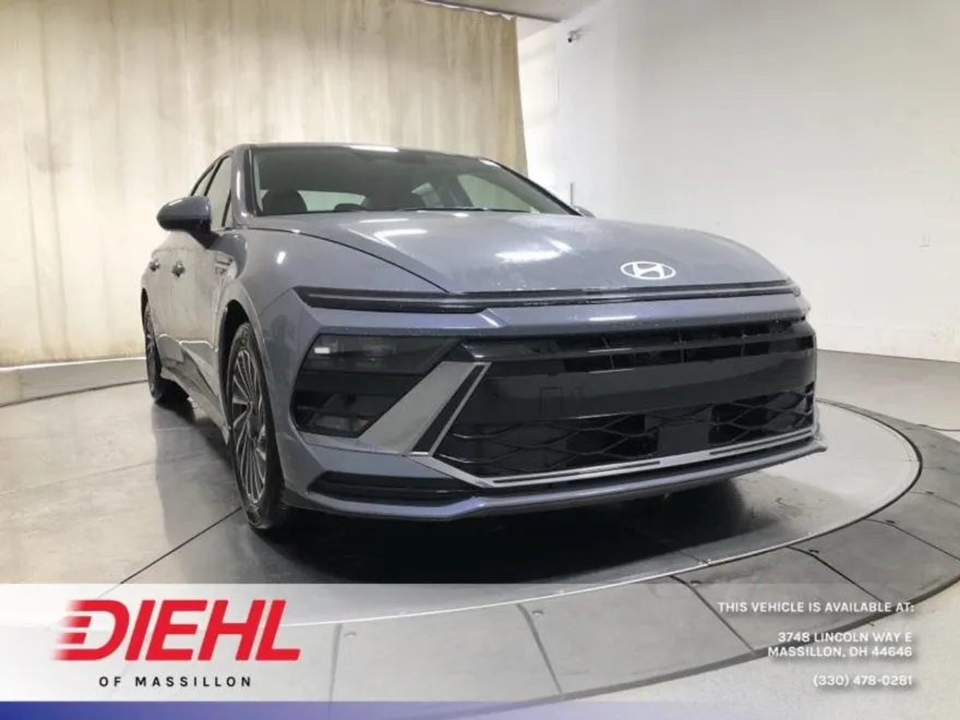 2025 Hyundai Sonata Hybrid SEL photo 1