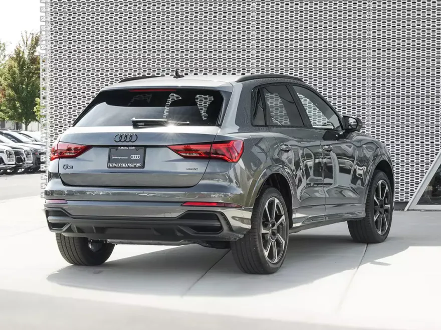 2025 Audi Q3 S line Premium Plus photo 1