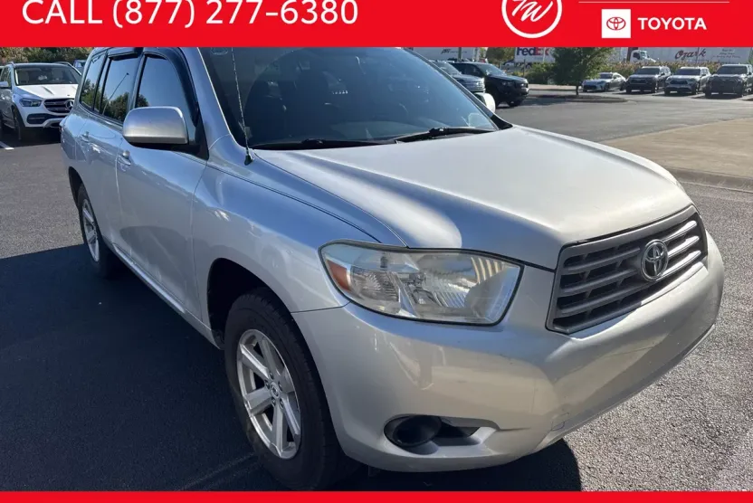 2010 Toyota Highlander Base photo 1
