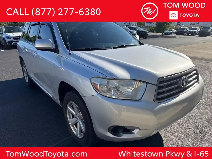 2010 Toyota Highlander Base photo 1