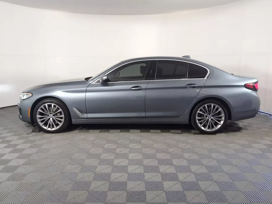 2022 Bmw 540i photo 1