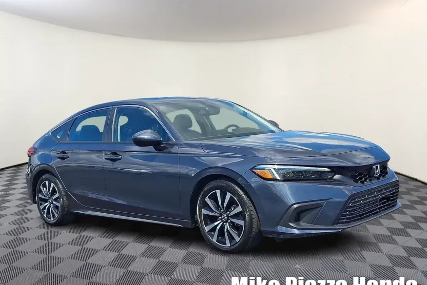 2022 Honda Civic EX-L Hatchback photo 1