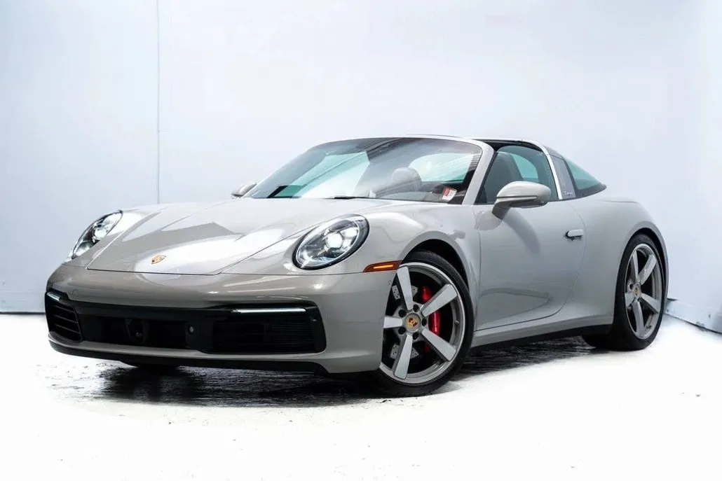 2024 Porsche 911 4S Targa 4 GTS photo 1