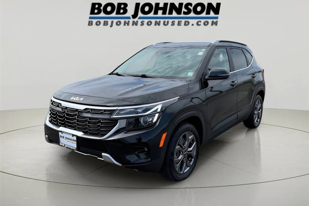 2024 Kia Seltos S photo 1