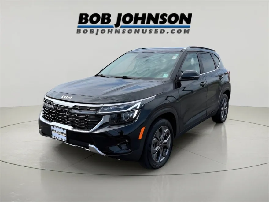 2024 Kia Seltos S photo 1