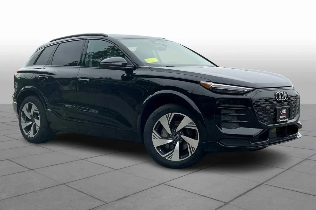 2025 Audi Q6 E-tron Premium Plus photo 1