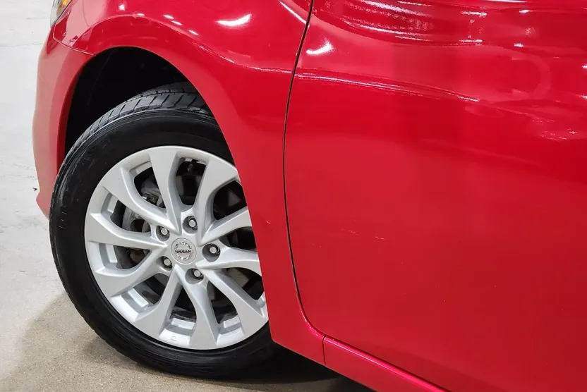 2019 Nissan Sentra SV photo 1