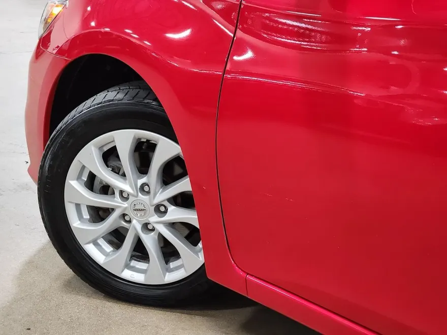 2019 Nissan Sentra SV photo 1