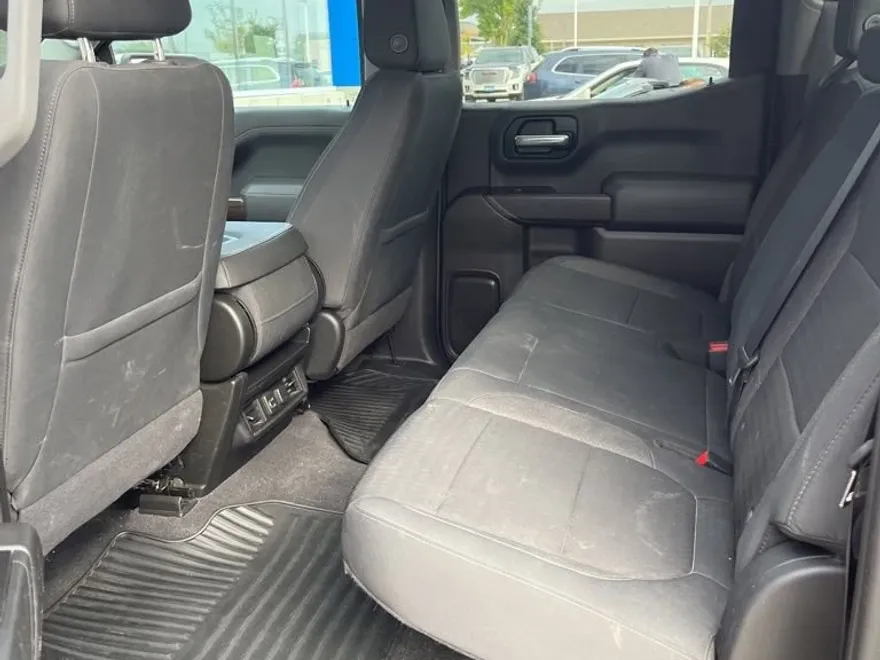 2020 Chevrolet Silverado 1500 LT photo 1
