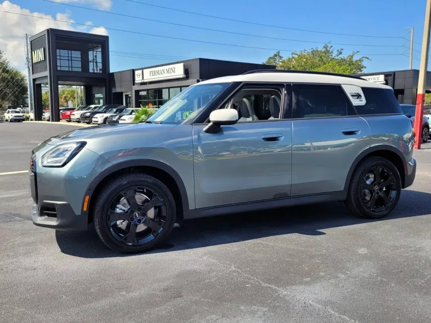 2025 Mini Countryman ALL4 Signature photo 1