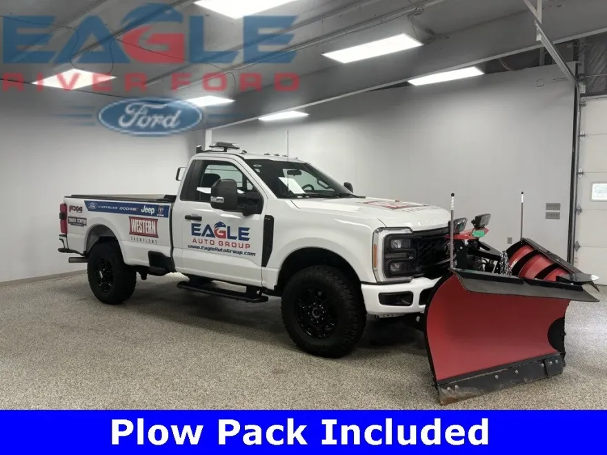 2023 Ford F-350 photo 1