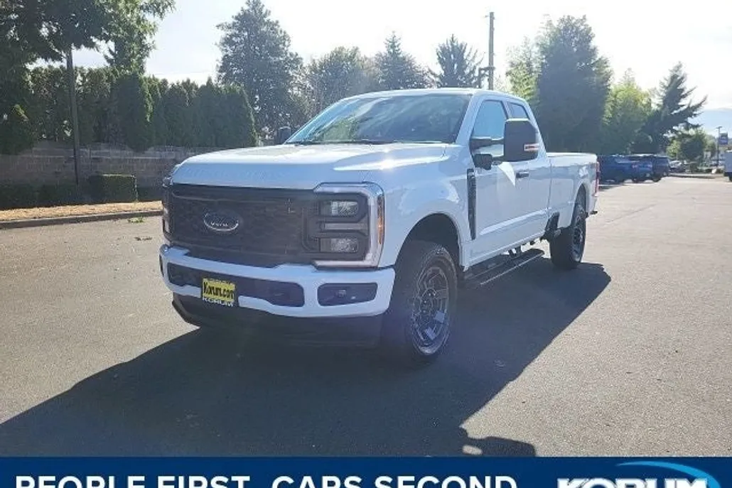 2026 Ford F-350 photo 1