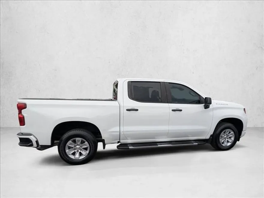 2024 Chevrolet Silverado 1500 Custom photo 1