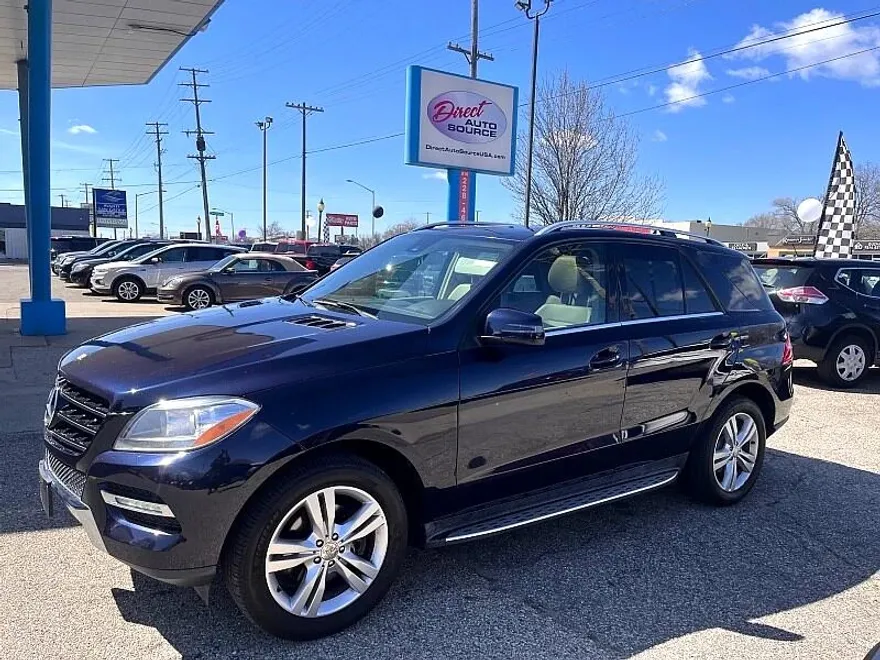 2012 Mercedes Benz ML 350 4MATIC photo 1