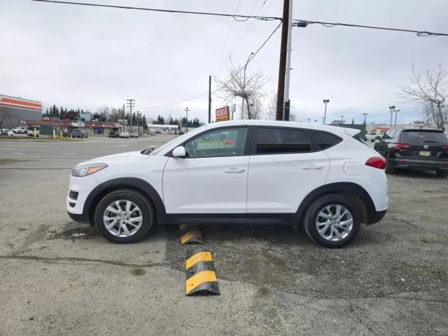 2020 Hyundai Tucson SE photo 1