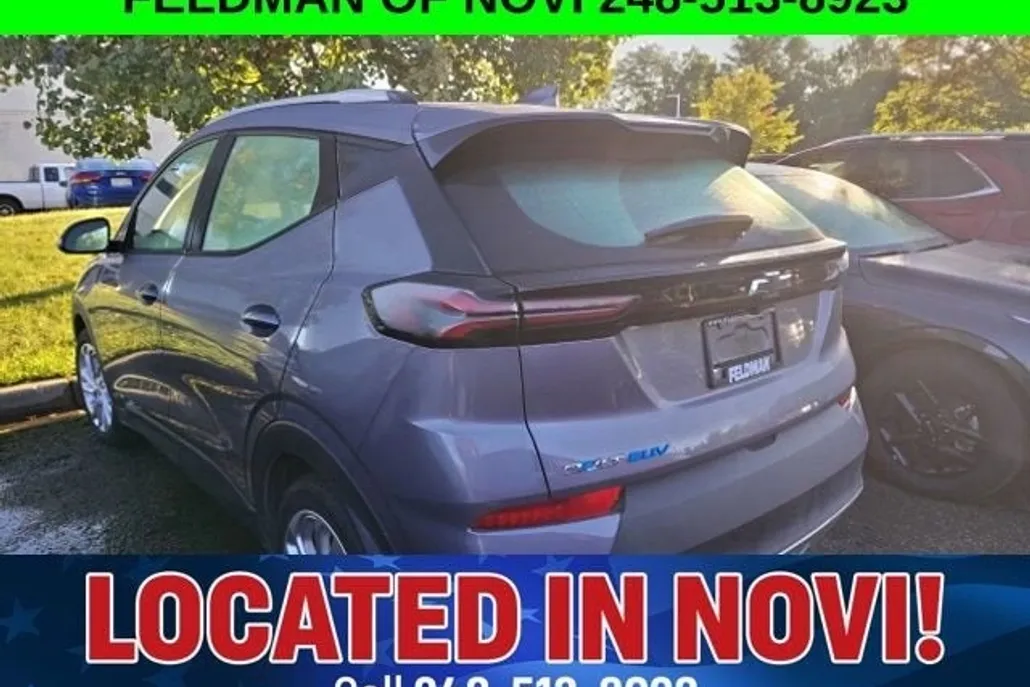 2023 Chevrolet Bolt EUV photo 1