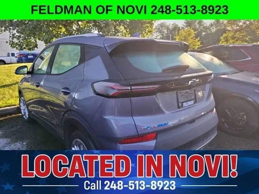 2023 Chevrolet Bolt EUV photo 1