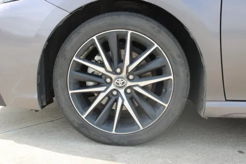 2023 Toyota Camry SE photo 2