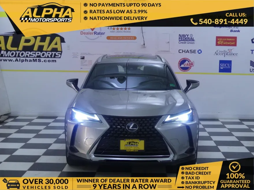 2020 Lexus UX 250h Premium photo 1