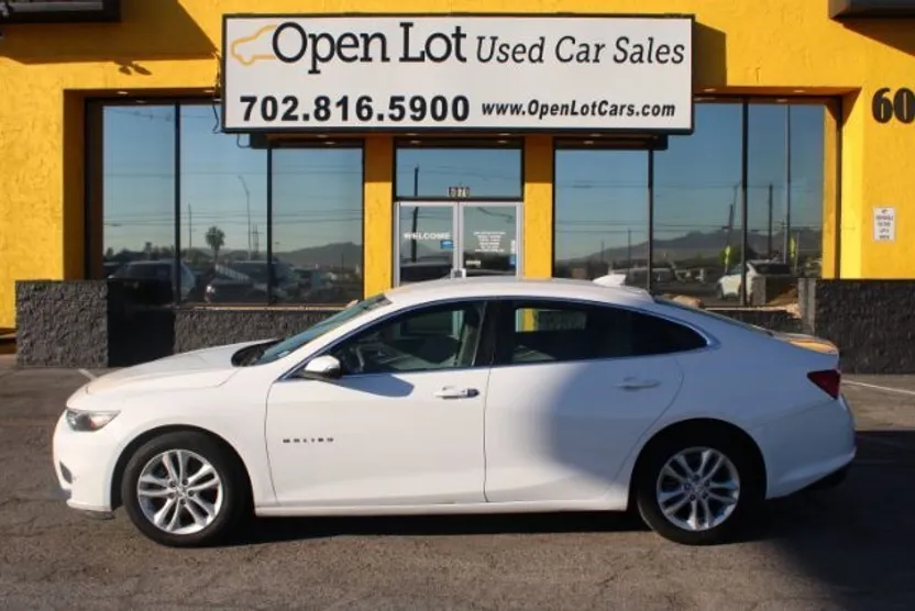 2018 Chevrolet Malibu photo 1
