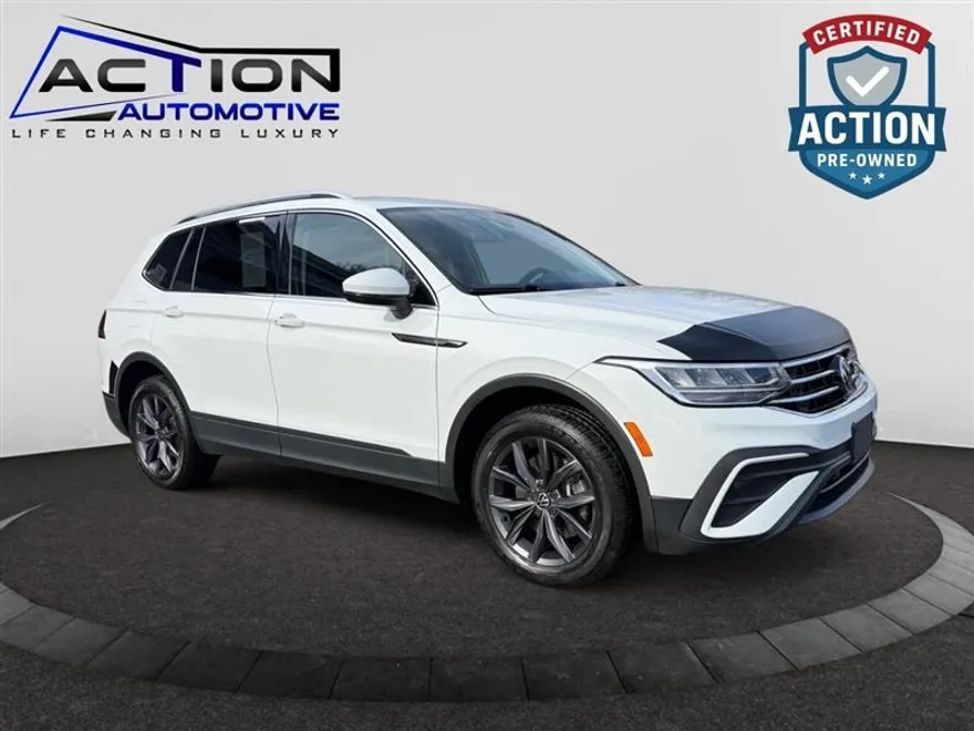 2022 Volkswagen Tiguan SE photo 1